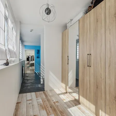 Apartment Ancien Atelier Atypique Tres Lumineux By Weekome *